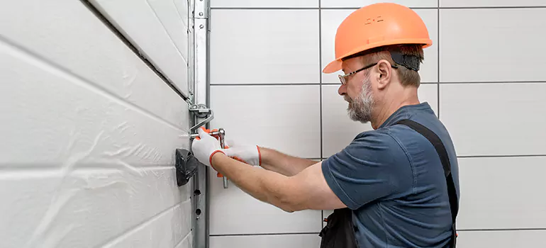 Garage Door Repair in Bradenton