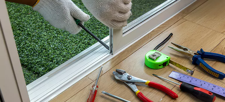 Window Hinge Repair in Bradenton, FL